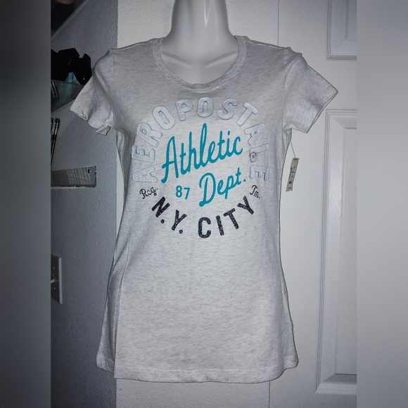 Aeropostale tee - Picture 2 of 3